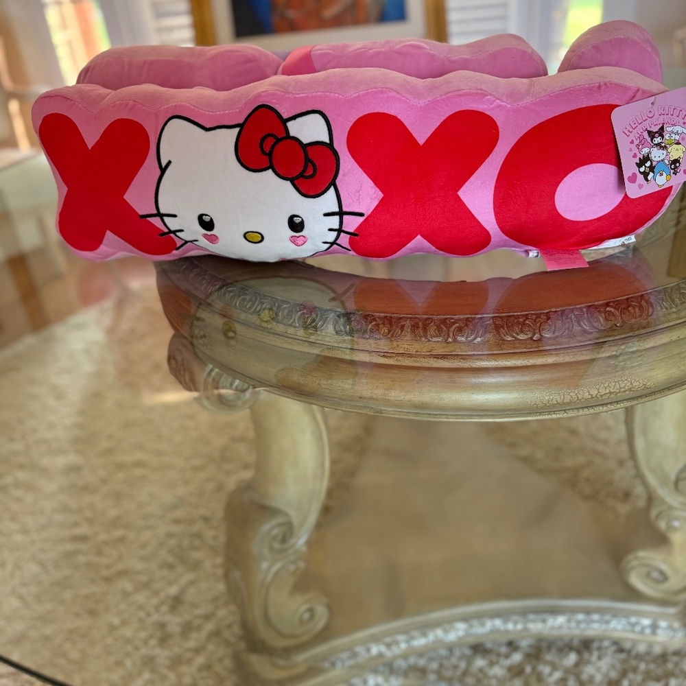 Hello Kitty Love & XOXO Decorative Pillows 2 Piece Set Pink & Red Sanrio